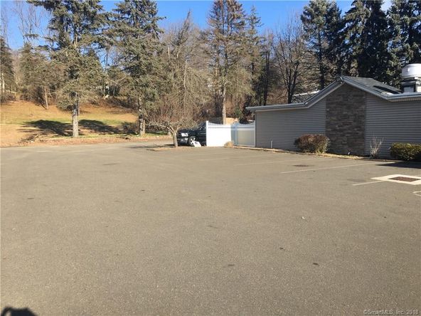 1874 Middletown Ave, Northford, CT 06472